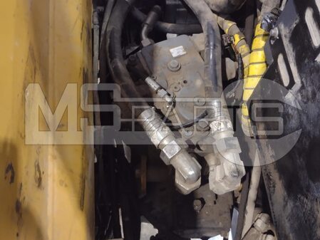 Сервисная инспекция телескопического погрузчика XCMG XC6-3007K - 3